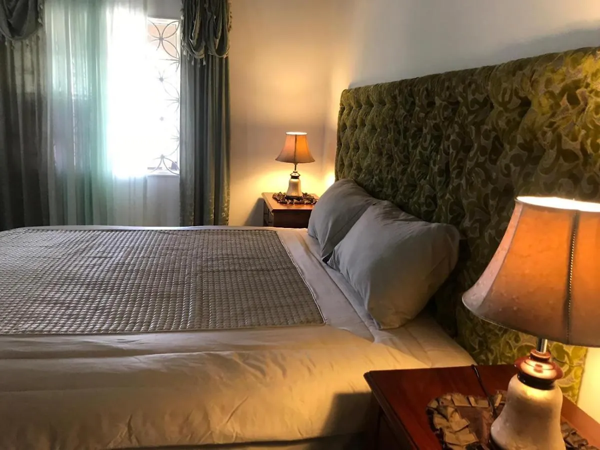 木屋 Mountain View Bungalow 蒙特哥贝